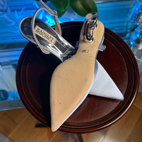 Badgley Mischka Lucille Heart Heel Slingback Pumps - Picture 10 of 14